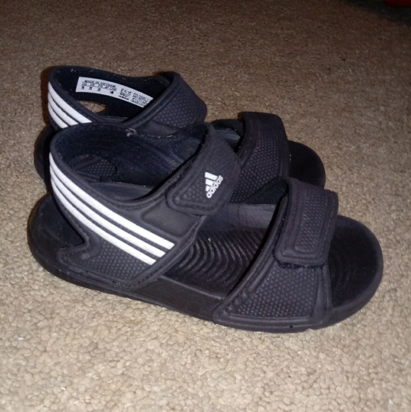 adidas toddler sandals